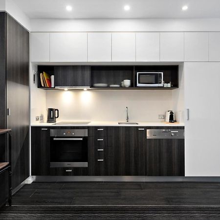 Modern Quiet 1 & 2 Bed Apt Opposite Albert Park Melbourne Eksteriør bilde