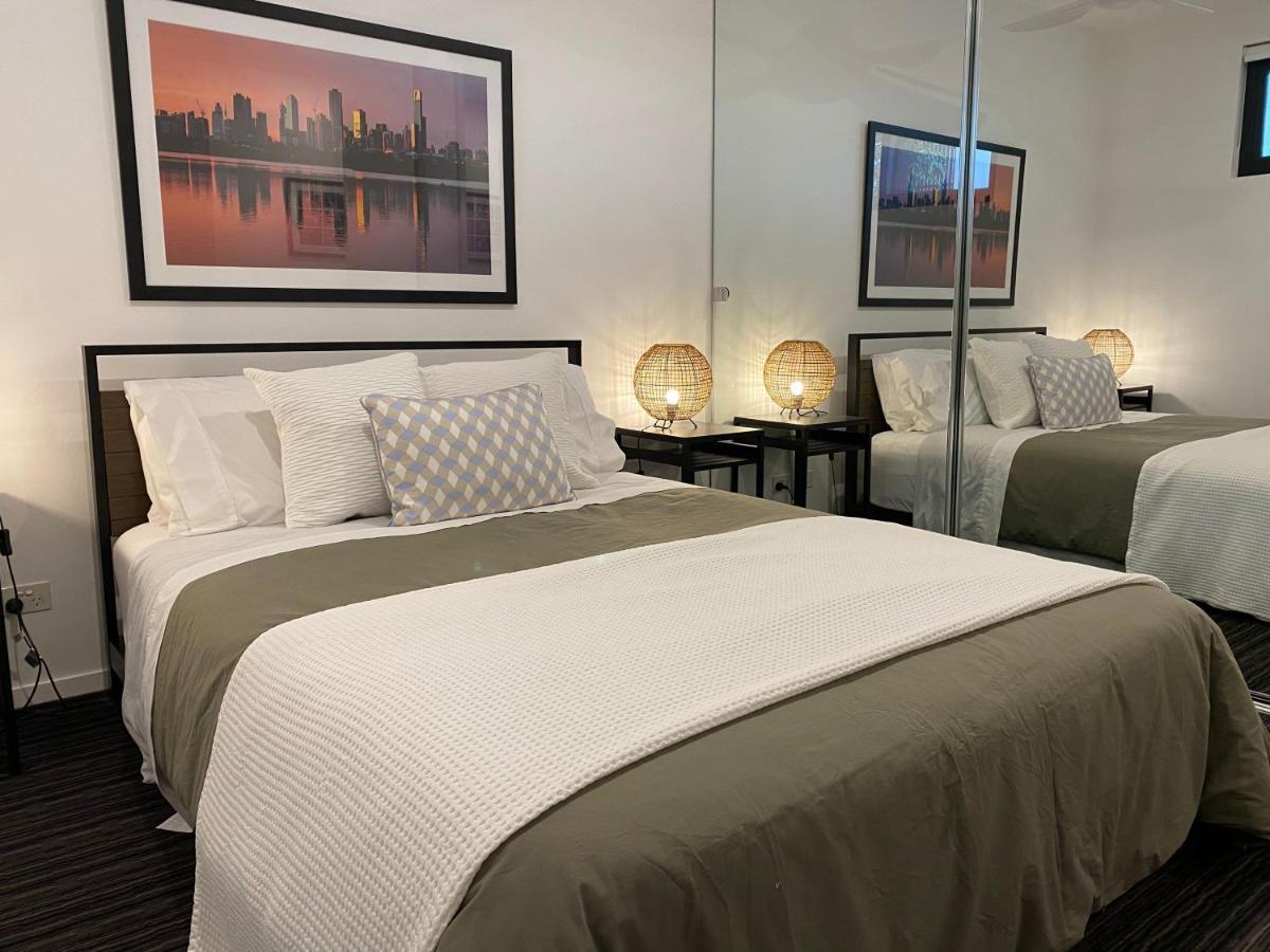 Modern Quiet 1 & 2 Bed Apt Opposite Albert Park Melbourne Eksteriør bilde