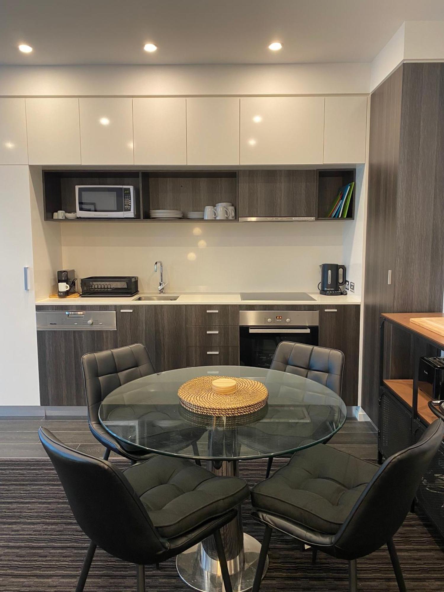 Modern Quiet 1 & 2 Bed Apt Opposite Albert Park Melbourne Eksteriør bilde